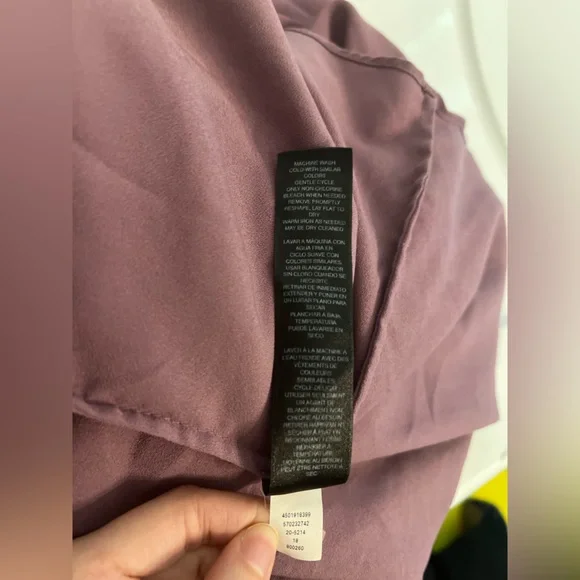 3/$15 WHBM Elegant Off The Shoulder Lace Blouse Size Small Orig Price $89 - Picture 7 of 7